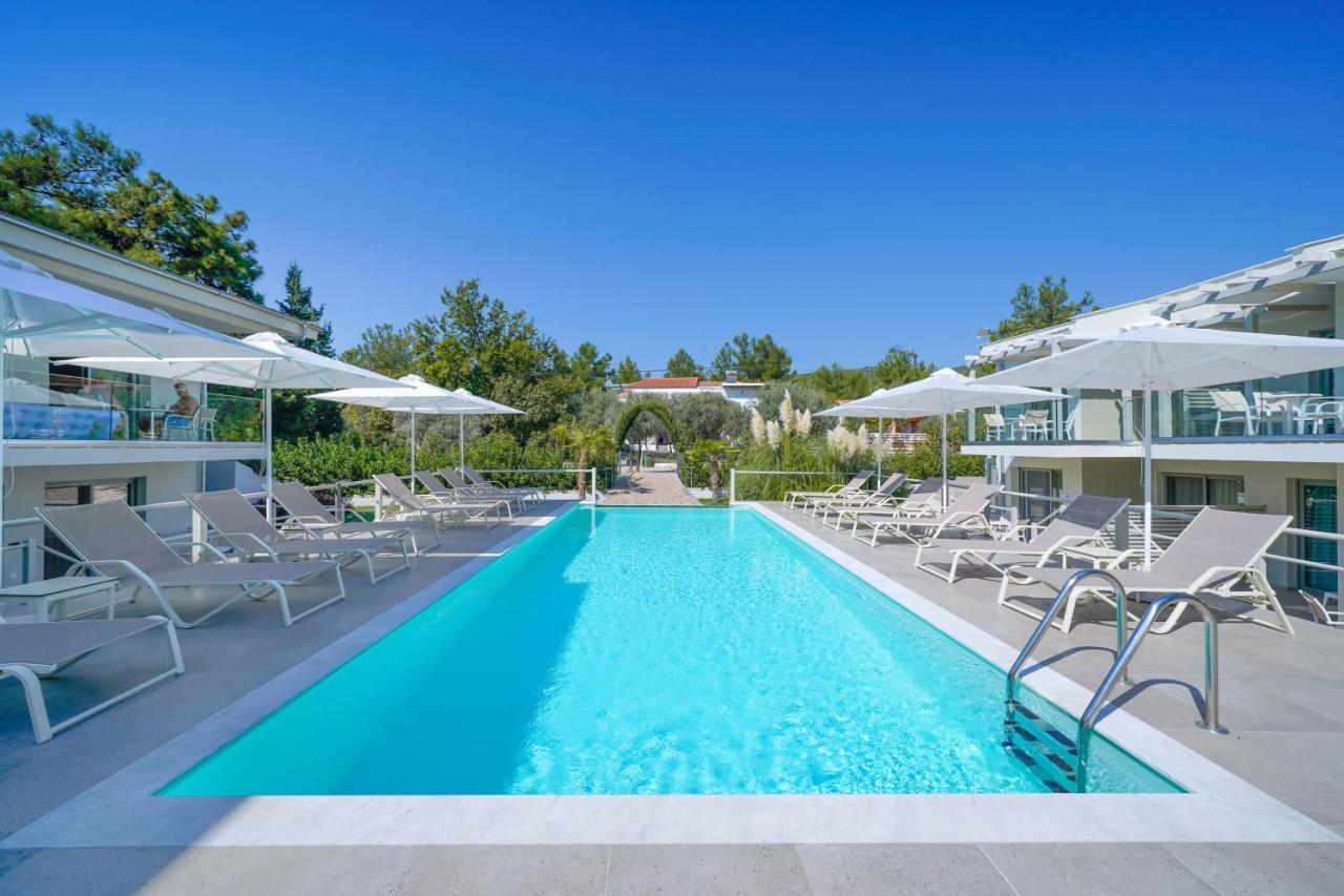 The Elegant Apartments Potos Exterior foto