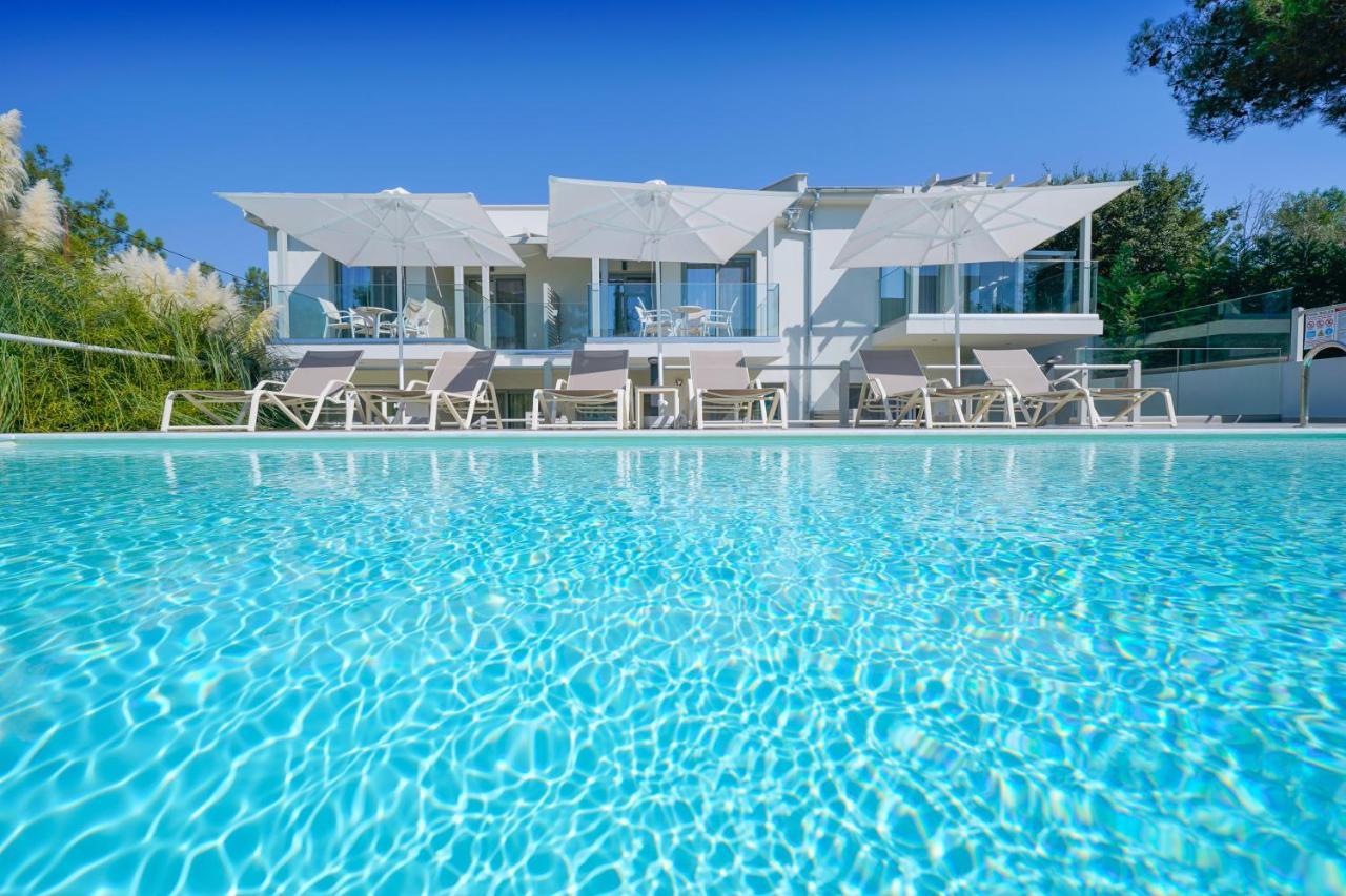 The Elegant Apartments Potos Exterior foto