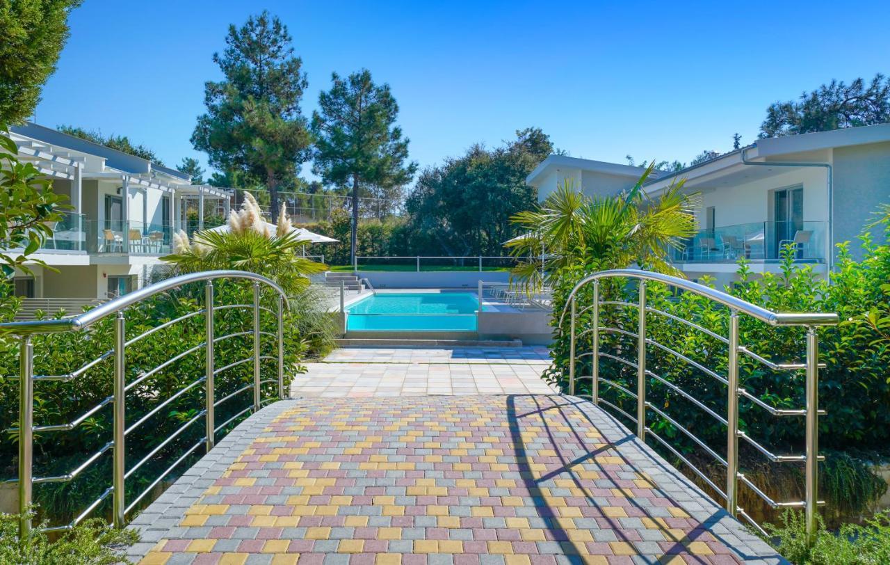 The Elegant Apartments Potos Exterior foto