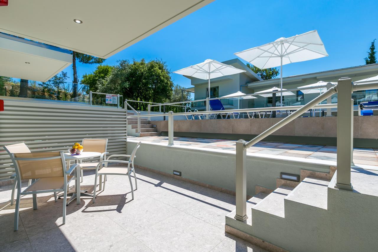 The Elegant Apartments Potos Exterior foto